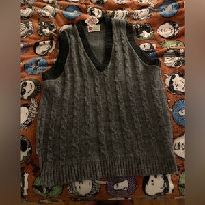 Gray Cable Knit Men's Sweater Vest